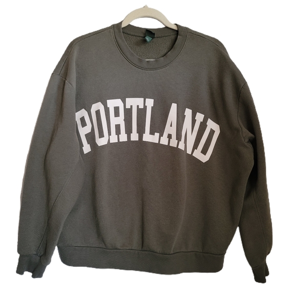 Wild Fable Portland Sweatshirt L Large Crewneck
